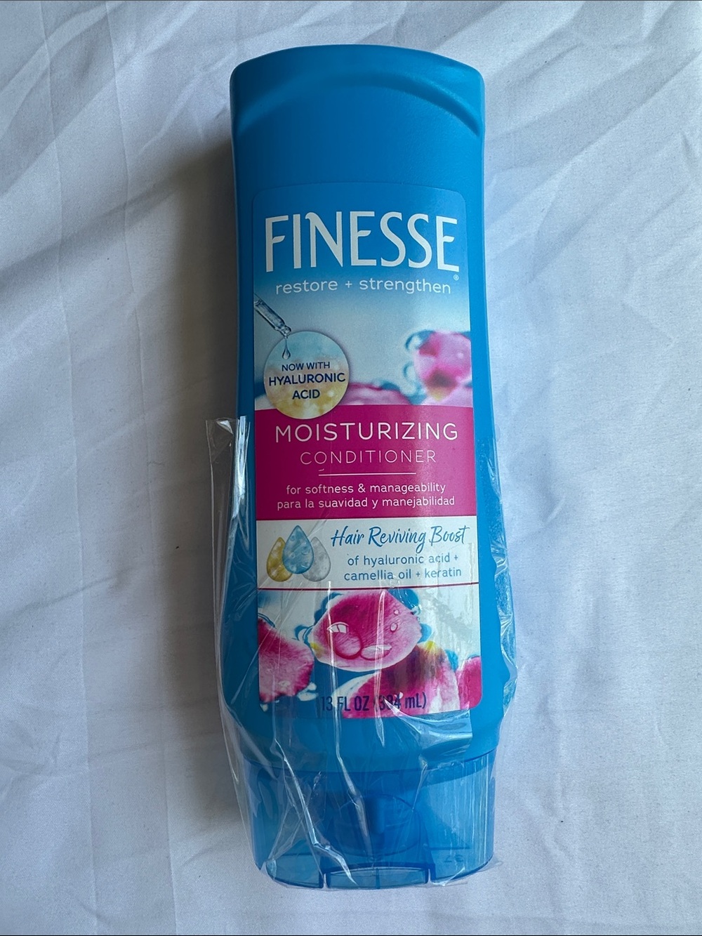 Finesse Restore + Strengthen Moisturizing Conditioner Hyaluronic Acid NWT - Picture 2 of 5